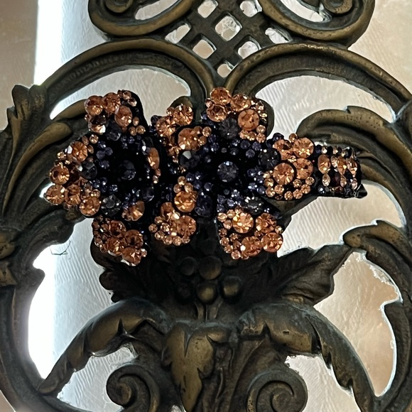 Other - Edwardian hair holder